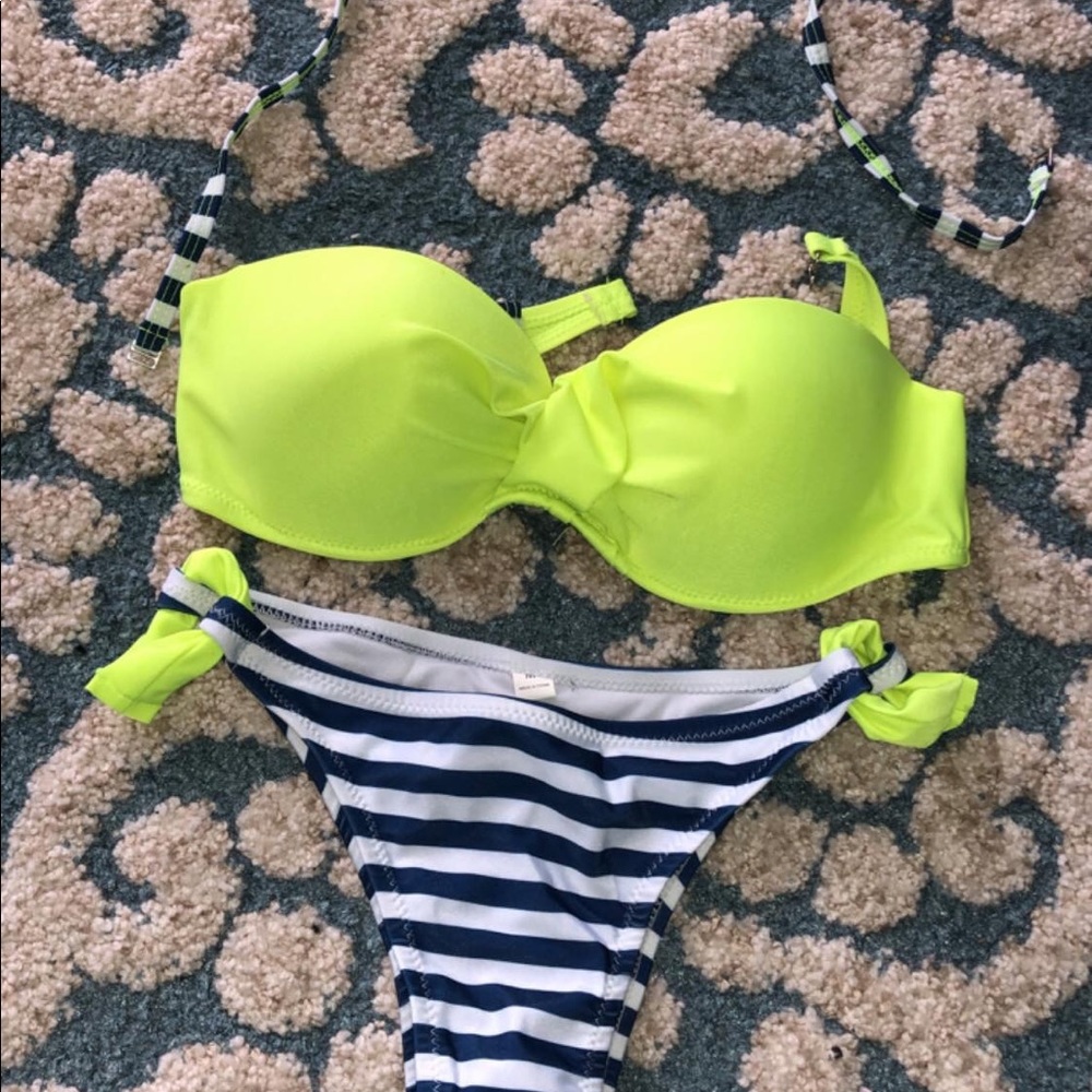 Bikini never worn. Medium but fits like a small